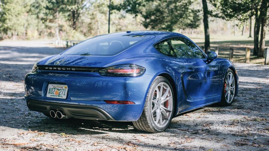  Porsche 718 Cayman S 2016 года  (NA) (фото 30 из 36)